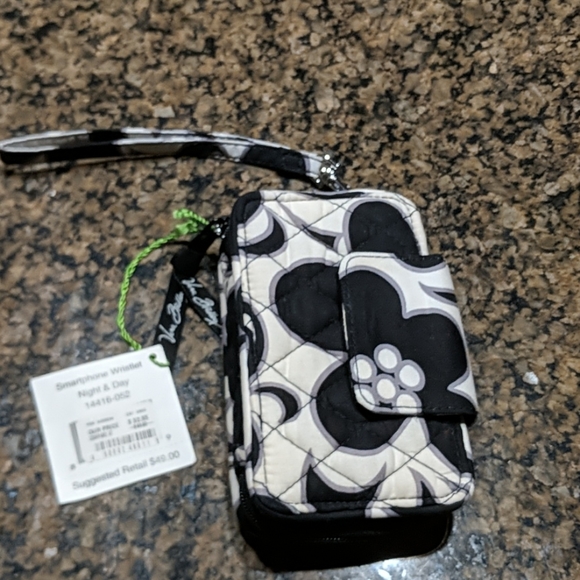 Vera Bradley Handbags - NWT Vera Bradley Night & Day smartphone wristlet